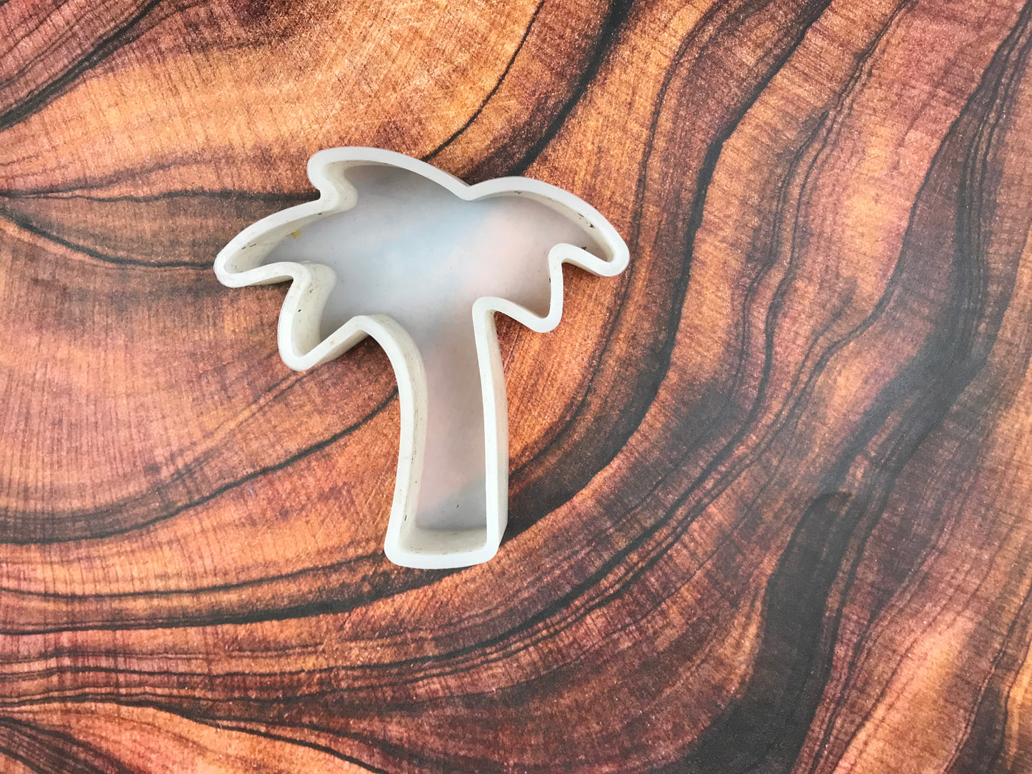 Palm Tree Silhouette Freshie Mold (Non-SBA)