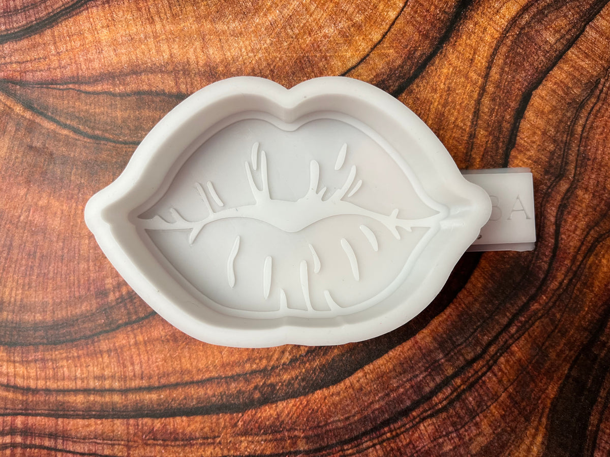 Kissy Lips Freshie Mold