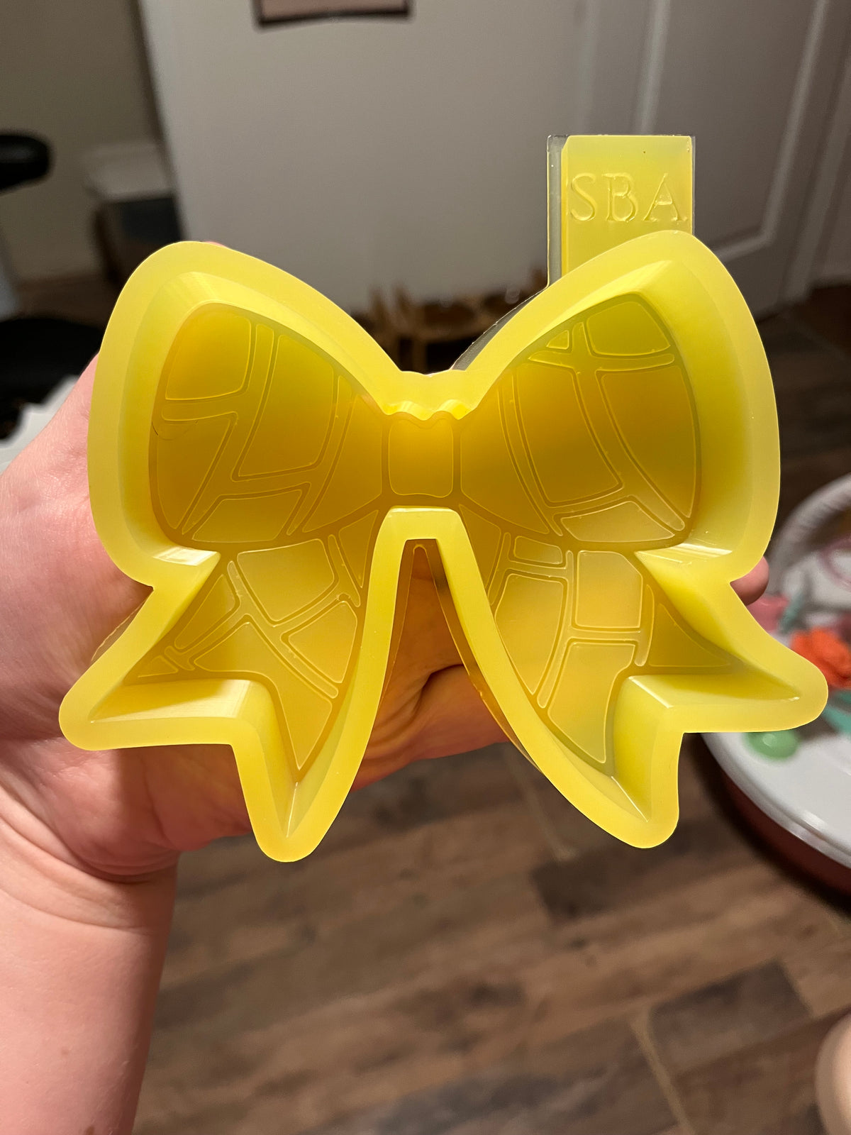 Concha Bow Silicone Freshie Mold