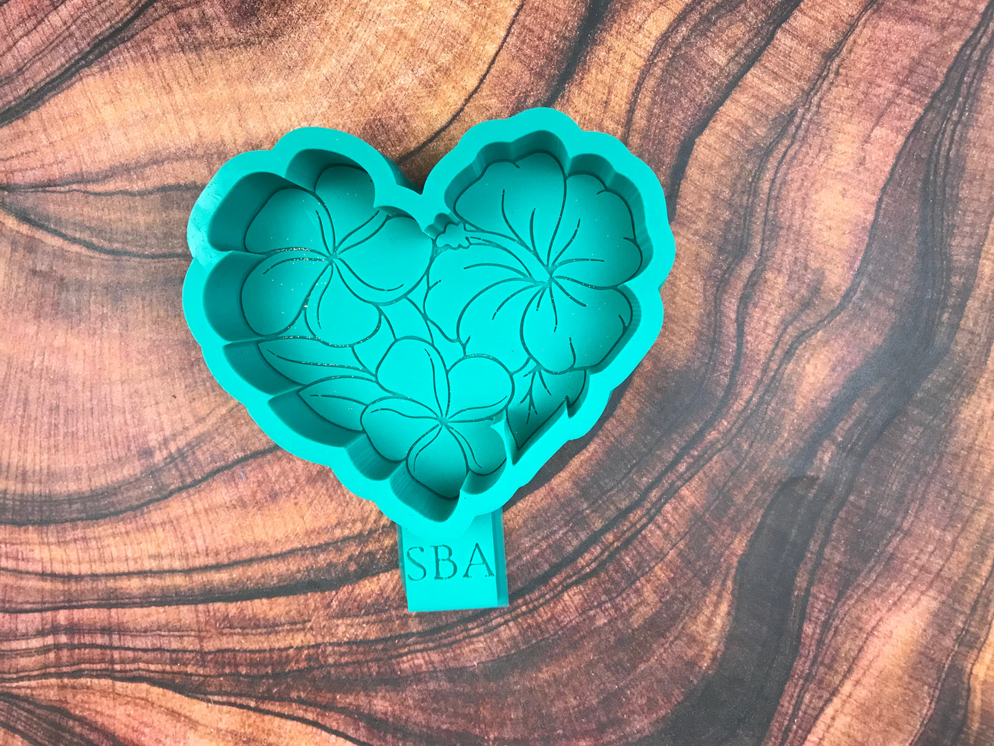 Plumeria HibiscusHeart Freshie Mold