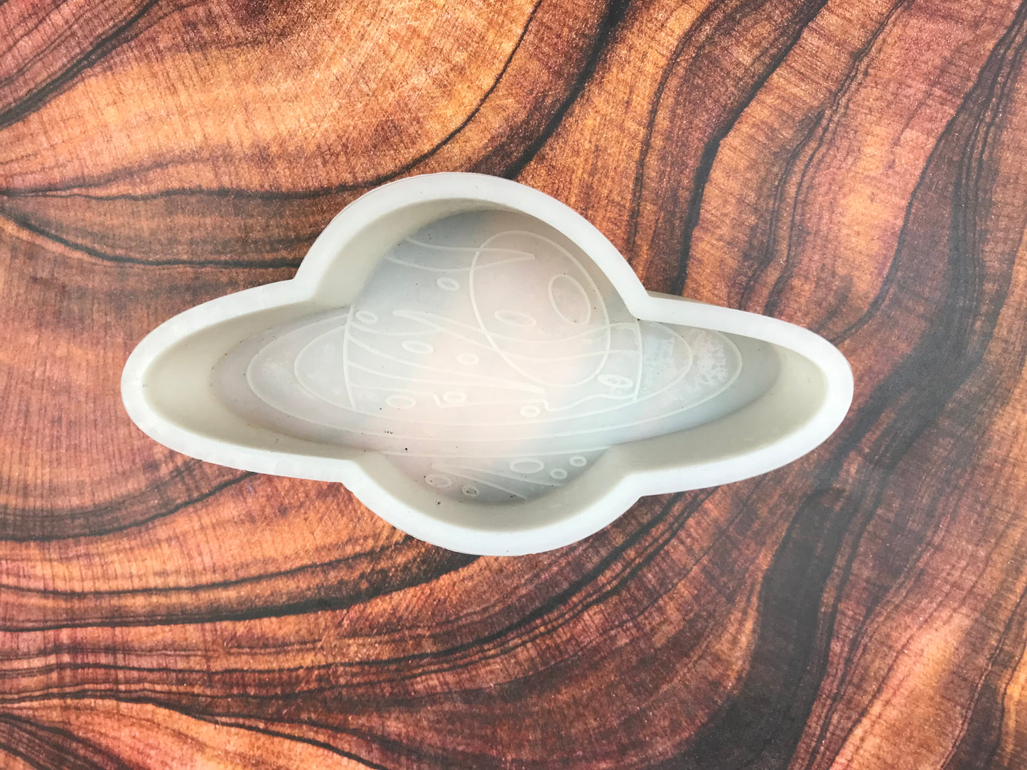 Saturn Freshie Mold (Non-SBA)